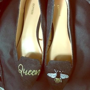 Express brand new flats -Queen 🐝